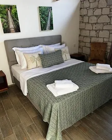 La Bien Alacati * Cesme