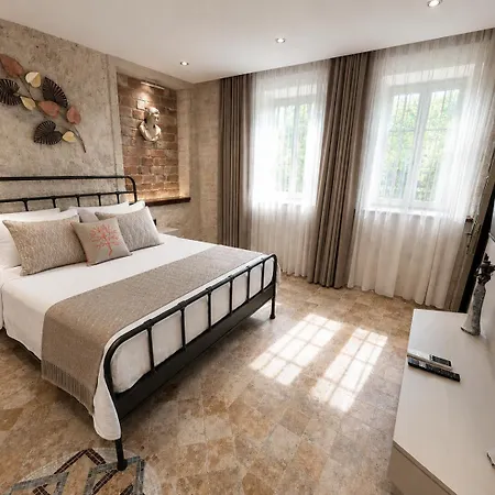 La Bien Alacati By Aliis Hotel *