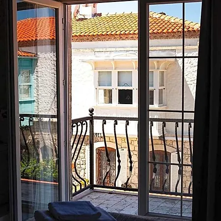 La Bien Alacati By Aliis Çeşme