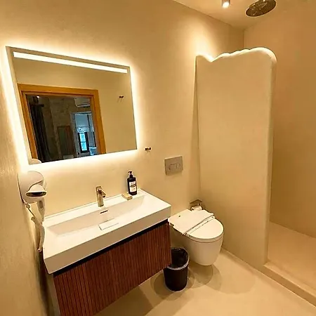 La Bien Alacati By Aliis Hotel